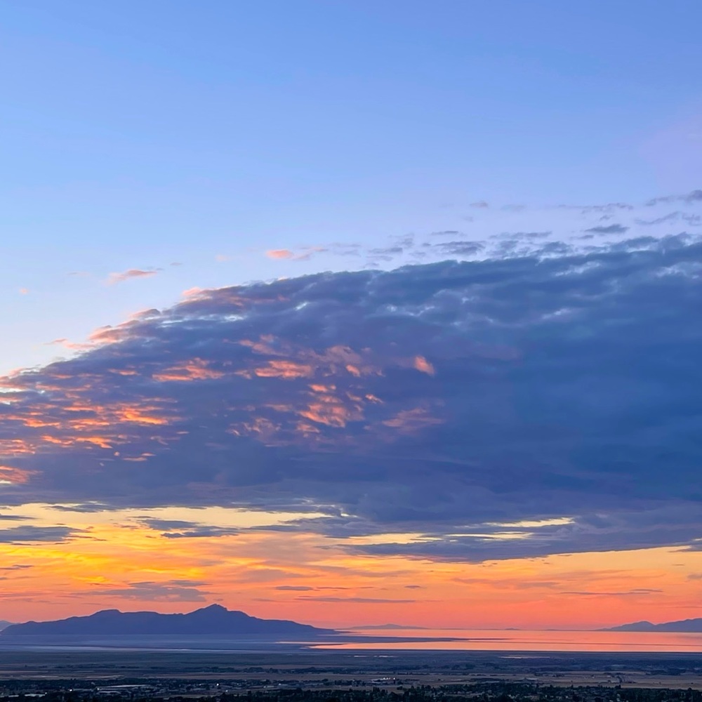 Meet your Posher, Ema